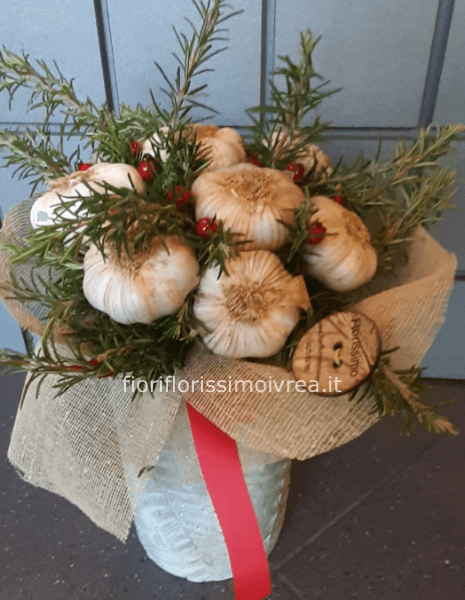 Bouquet di aglio e rosmarino